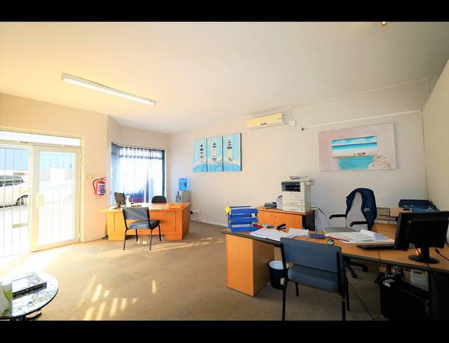 685M² OFFICE FOR SALE IN BEREA